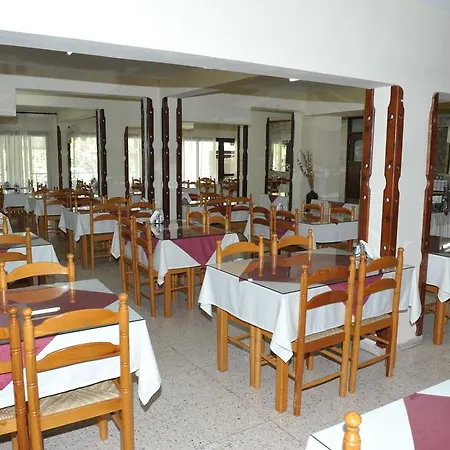 Hotel Minaides 2*