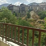 Ξενοδοχείο μηναΐδης