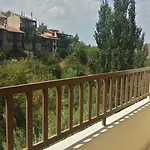 μηναΐδης Ξενοδοχείο 2*