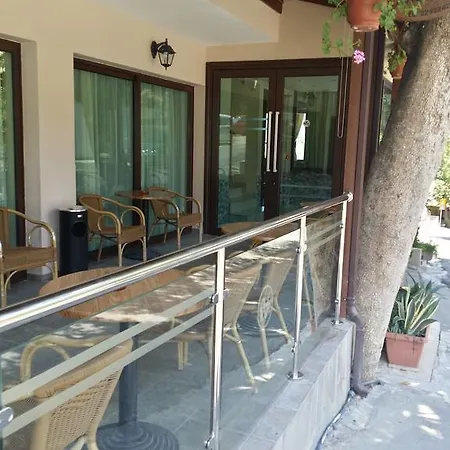 Minaides 2* Kakopetria